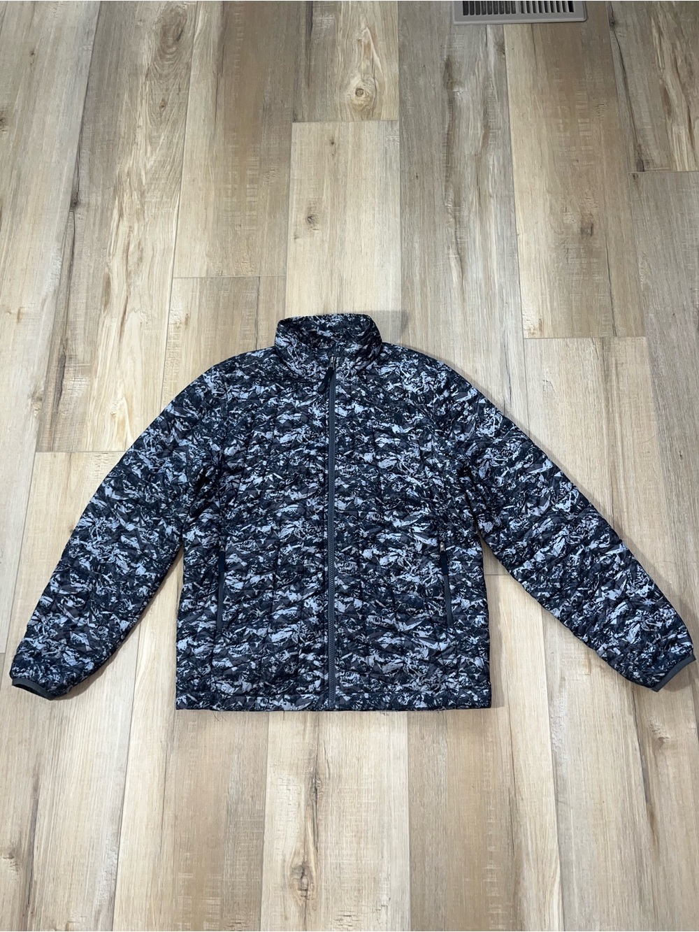 The North Face Boy’s Thermoball Jacket Size XL (18-20)